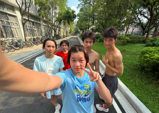 但就是不更, OmSP