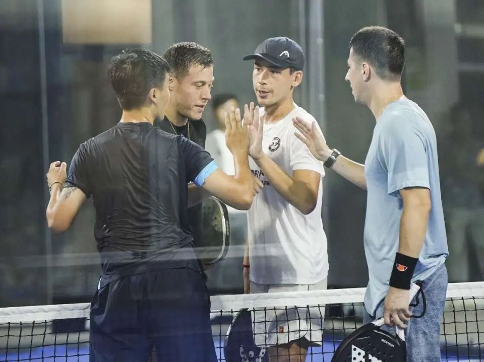 inews, 多元化的参 inews, 多元化的参