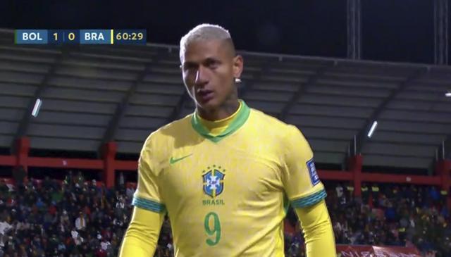 src, AA, 领先巴西队